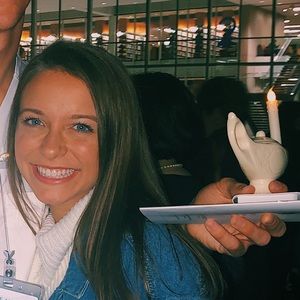 Meet your Posher, Melanie